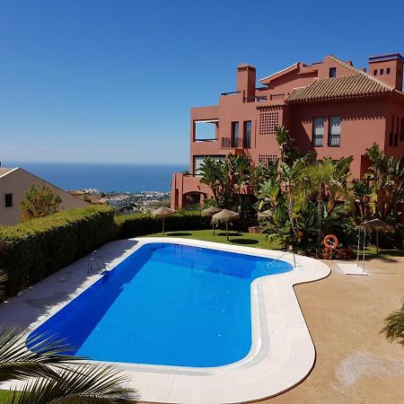 Calahonda Luxury Apartment With A Stunning Sea View Mijas Eksteriør billede